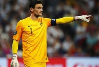 Lloris bude muset o místo bojovat